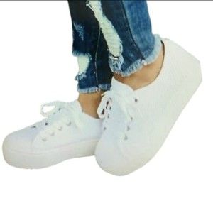 STEVEN by Steve Madden Haris white Sneakers Platform Low Top Lace Up size 9.5